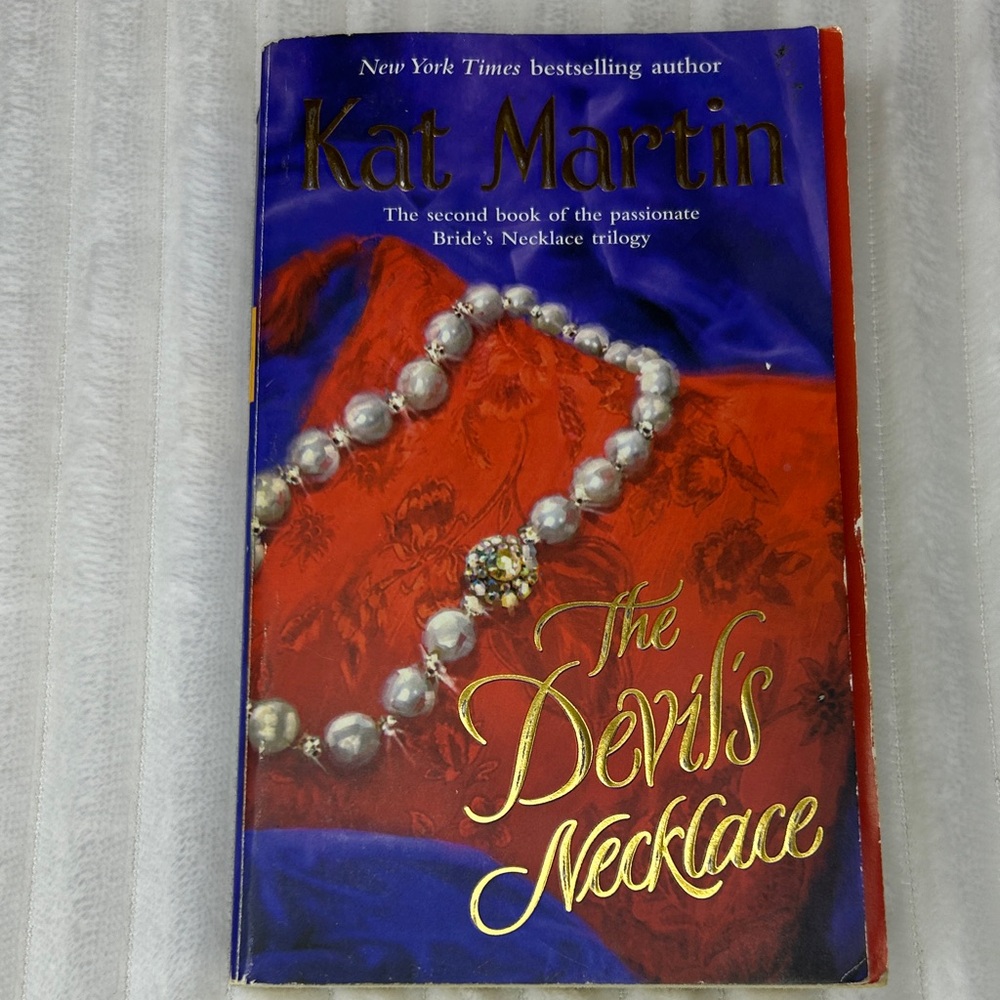 2005 Vintage The Devil's Necklace by Kat Martin Softcover  Novel